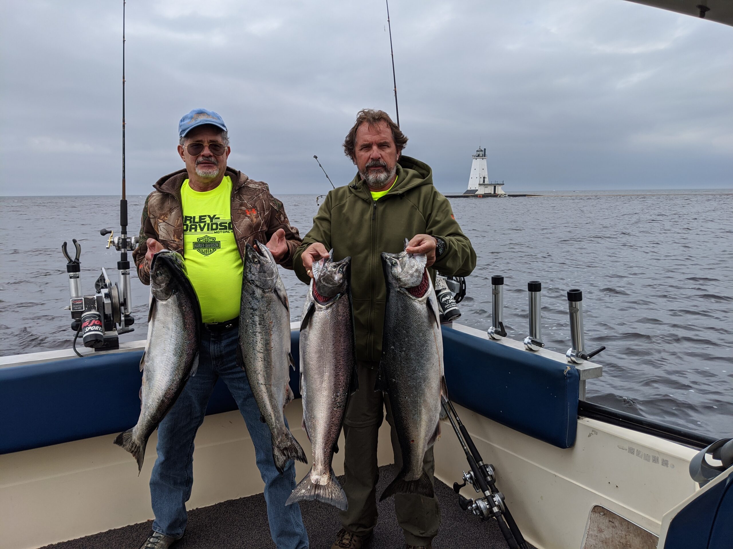 Fishing report: Salmon anglers having 'pretty good fishing' on Lake  Michigan 